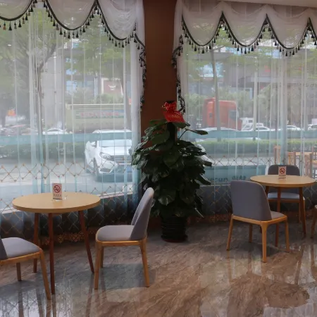 Baise Lanhai Hotel (Baise High-speed Railway Station)