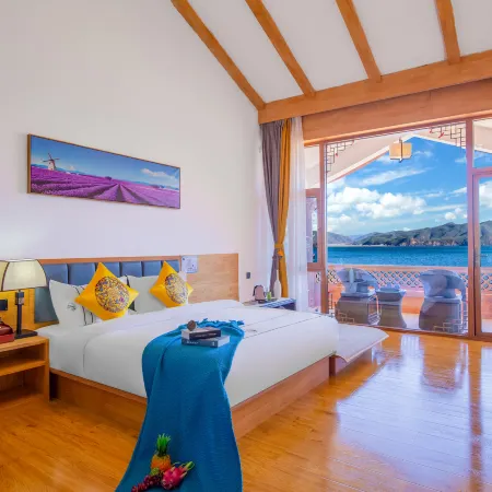 Lugu Lake Shengshan Lake Cloud Boutique Lake Inn
