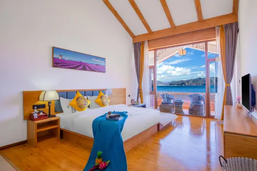 Lugu Lake Shengshan Lake Cloud Boutique Lake Inn - ติดทะเล