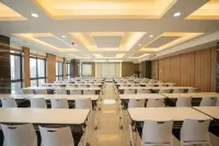 Haining Jiabei Hotel