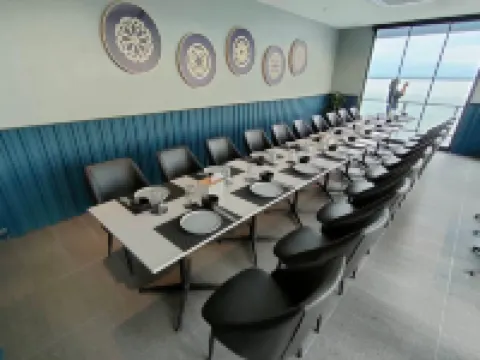 เอ็มทู โฮเทล วอเตอร์ไซด์ โรงแรมในอำเภอเมืองพะเยา