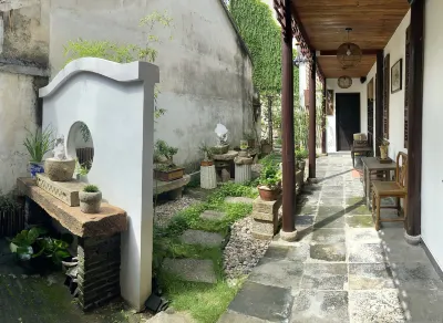 Jingyexuan Tea house Hotels in Inside Nanxun Scenic Area