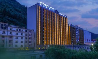 Orange Hotel(Kangding )