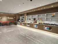 HanTing Hotel (Qingdao Jiaozhou Jiaodong Airport Yangguang Building)