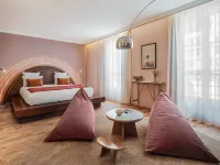 Seven Hotel Hotels in Paris