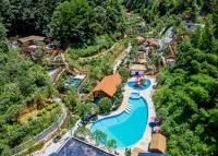 Yucheng Guanxi Hot Spring Villa - Pool