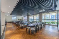 acorn hotel(Ningbo Hangzhou Bay New District Store)