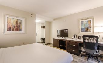 Holiday Inn Express - Downtown San Diego, an IHG Hotel