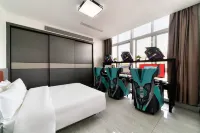 Jingning cat 66 E-sports Hotel