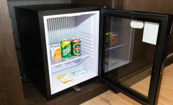 Jinan Jihua Mansion (Daming Lake Quancheng Square Shop)