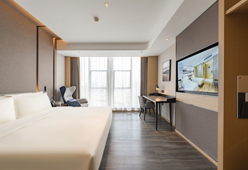 충칭 서역 잔첸광장 아투어 호텔