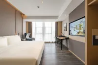 East Gate of Yatou Hotel, Xinqiao Hospital, Chongqing West Railway Station Hotels in Chongqing West Railway Station/Baguocheng