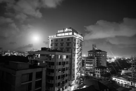 유로 호텔 & 아파트먼트