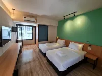 The Neuf Ratchada Hotels near Huawei Technologies (Thailand) Co.,Ltd.