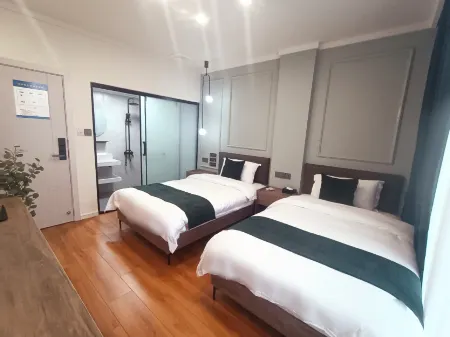 Floral·Huazhushuimu B&B Отели рядом с достопримечательностью «Former Residence of Liu Shaoqi»