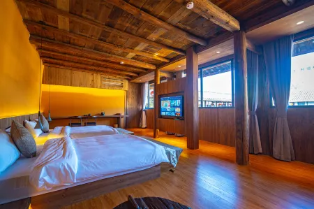 Yongding Earth Building Duilu · Shengheng Building World Heritage Home Stay