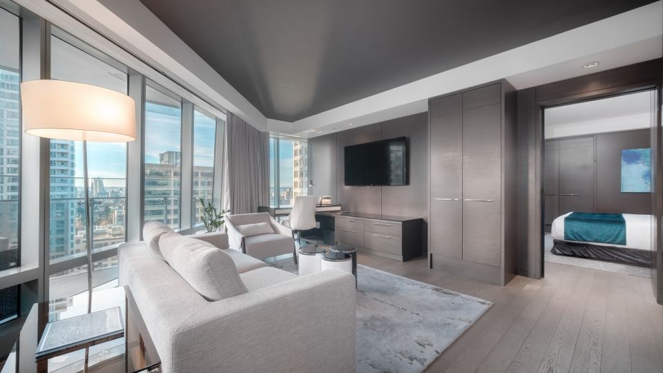 Paradox Vancouver
