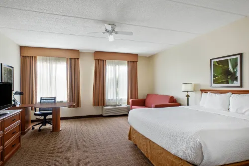 La Quinta Inn & Suites by Wyndham Sawgrass Hôtels à : Weston
