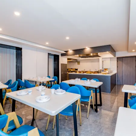 Jingran Wisdom Hotel (Hohhot Airport High Speed Railway East Station)
