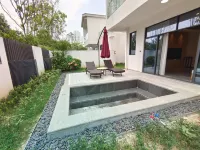 Yulin City Luchuan Hot Spring Jiulong Villa Hotel a Luchuan