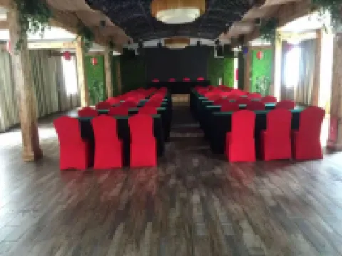 โรงแรมคลาวด์แกเธอริ่ง (สาขา จัตุรัสอู่หลิง สถานีเฉินโจว เฉินโจว)