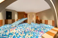 珠海情侶路海濱泳場海景亞朵X酒店 - 沙灘