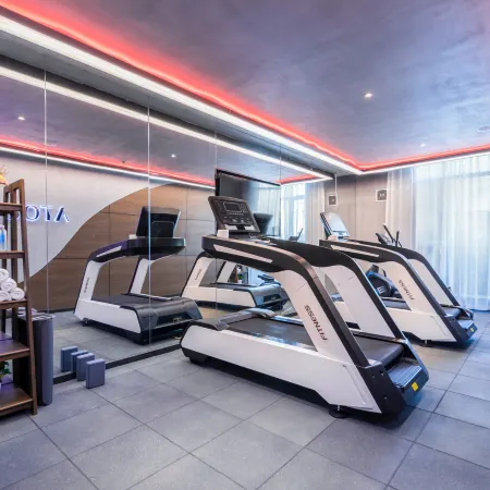 Atour Hotel Jincheng Gaoping East High-speed Railway Station