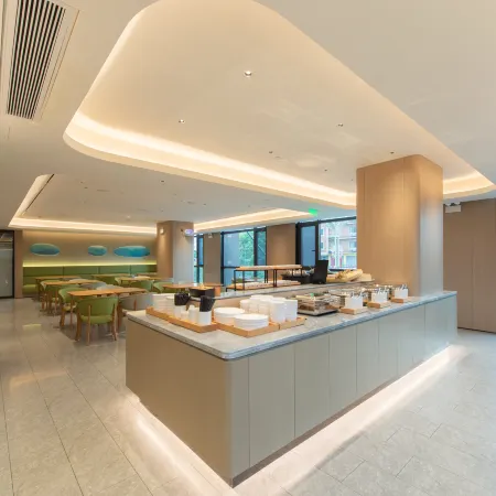 JI Hotel (Jiujiang Lushan High-Speed Railway Station)