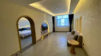 Grand Hotel Pamir, Krakow Hotel di Artux