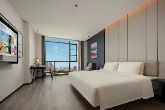 Atour Hotel (Jiangmen Huayin Plaza Branch)