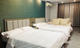 Longzhiyue Homestay (Dongguanjie Meishiguangchang)