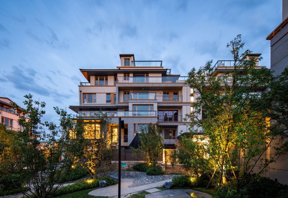 Wushanju Private Hot Spring Villas(太白山無山居私汤美宿) 후기, 가격 2024 메이현 호텔 추천 | 트립닷컴