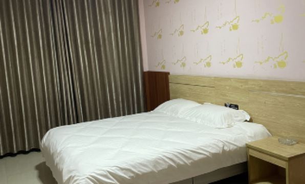 Zhongmou Zhiai Express hotel