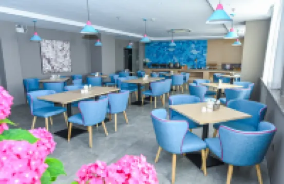 Homeinn · neo (Baoji Hongqi Road Victory Bridge North)