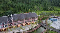 Panxian Guyinxing Inn Hotels near Lufan Railway Station