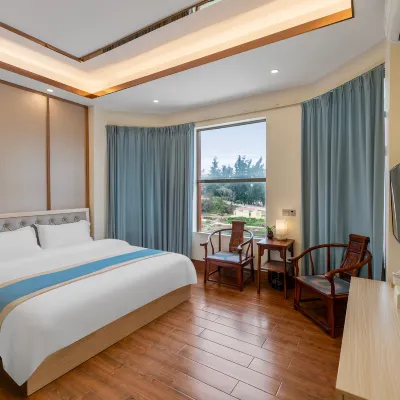 HaiYunJian Bed and Breakfast Hotels near Feisha Beach Tourist Centre of Shangchuan Island