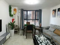 Riyue Xingchen Homestay (Shangyi Plaza Shilin Mansion)