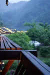 Qianyan Ecological Tea Garden Homestay (Danzhai Shiqiao Ancient Papermaking Cultural Scenic Area) - Dağ Manzaralı
