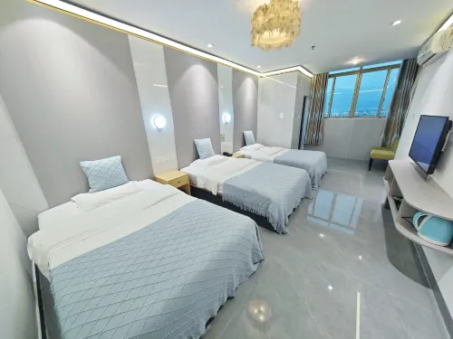Haitao Hotel (Zhaoqing Seven Star Rock Archway Scenic Spot) - 2-Star