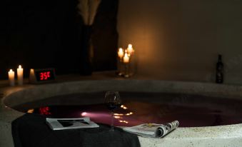 Anji Dashan Dashan Suxi Private Hot Spring Healing Design Guesthouse (Zhebei Grand Canyon)