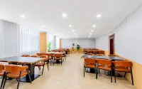 Yunfan Holiday Hotel Các khách sạn ở Kỳ Dalat