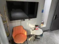 Week 6 Express Hotel Hotels in Xinshao