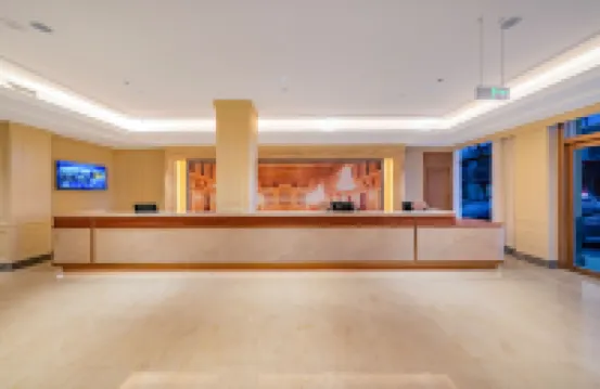 維也納酒店（彭山青龍鎮店）