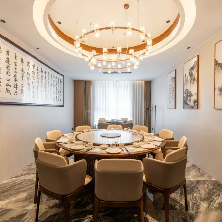 Jifeng International Hotel (Walnut Market Branch)
