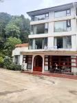 Linshanqi Homestay (Mount Fanjing Scenic Area East Gate) - New