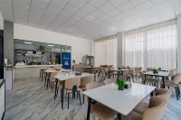 嘉悅大飯店（丘北縣政府椒蓮廣場店） - 停車場