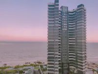 Manning Beach Holiday Apartments Shanwei Hotels near South China Normal University (Shanwei Campus)