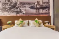 Heye Youth Hostel (Chongqing Jiefangbei Pedestrian Street)