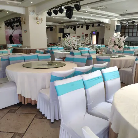 Shenglong International Hotel (Yan'an Railway Station)