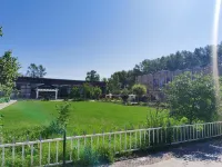 Arongqi Shengyuan Leisure Resort Hotel a Contea di Gannan